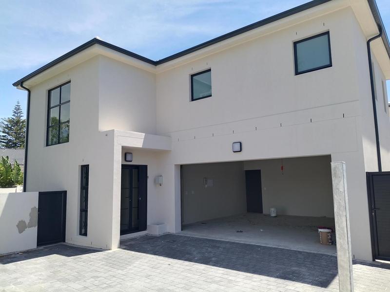 To Let 3 Bedroom Property for Rent in Bracken Heights Western Cape